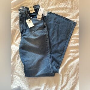 NWT Levi’s flare jeans